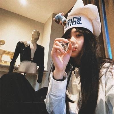幸福的旁边